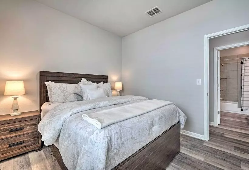 Buda Home W/ Smart Tv ~ 19 Mi To Downtown Austin