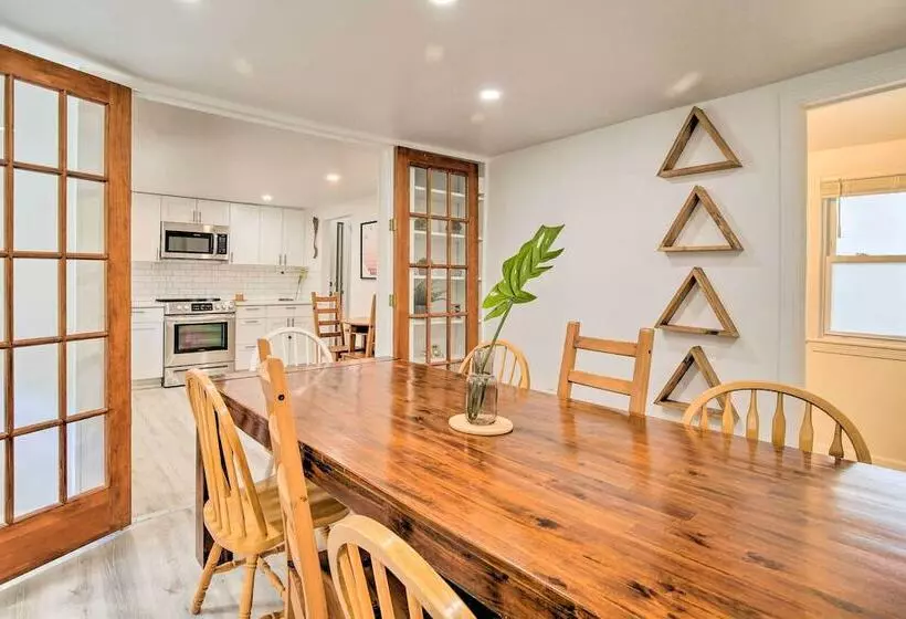 Charming Home ~ 6 Mi To Downtown New Haven!