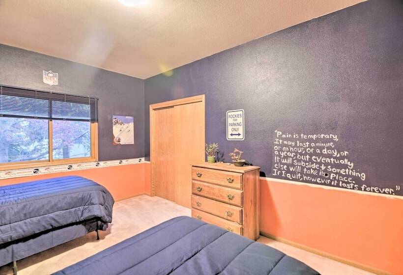 Charming Home W/ Yard ~ 12 Mi To Fort Collins