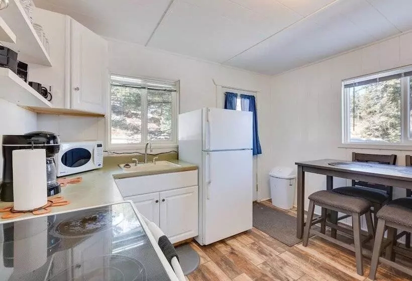 Colorado Mountain Retreat On Cucharas River!