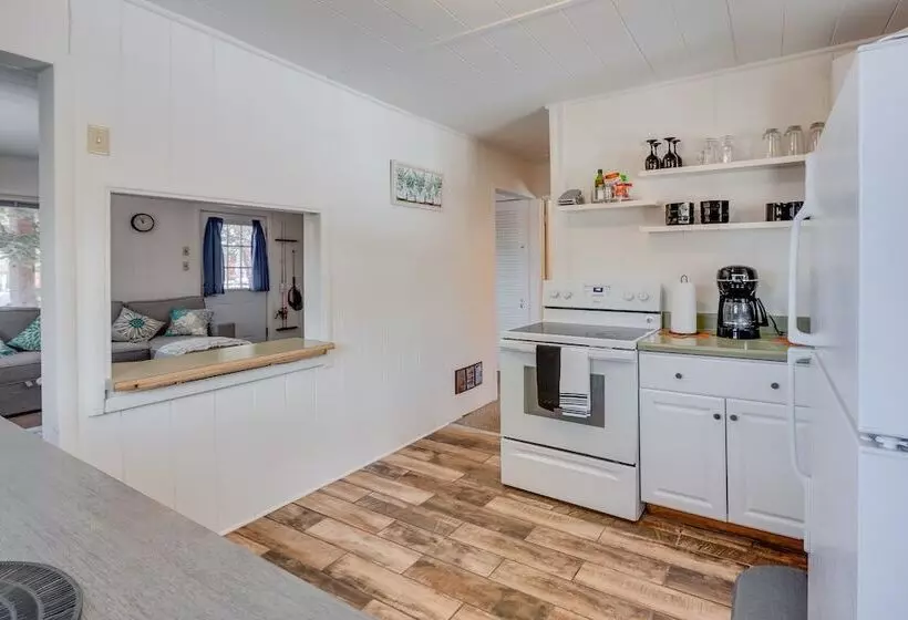 Colorado Mountain Retreat On Cucharas River!