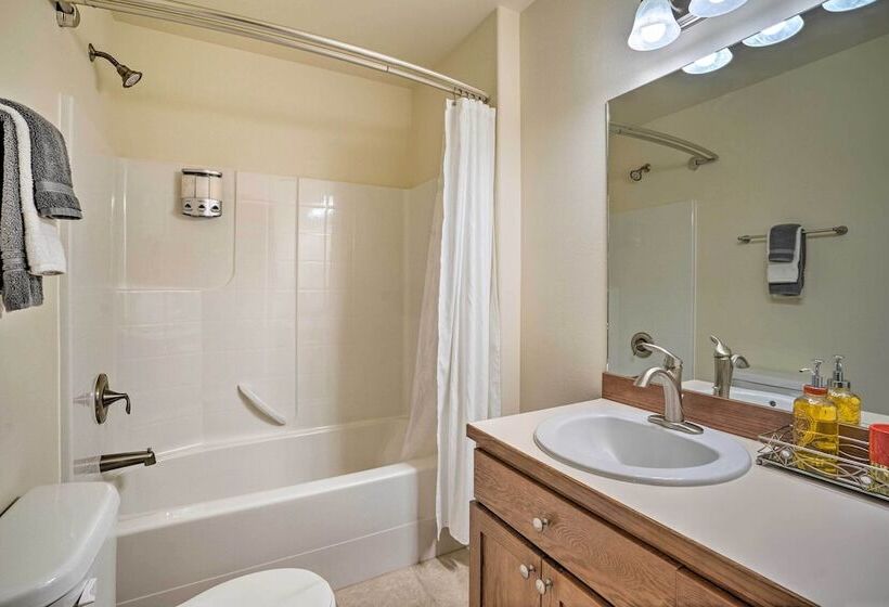 Coulee City Home W/ Mtn Views Steps To Blue Lake