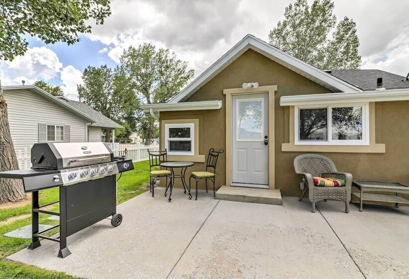 Cozy Farmhouse Style Cottage By Mighty 5 Ntl Parks