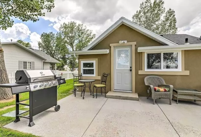 Cozy Farmhouse Style Cottage By Mighty 5 Ntl Parks