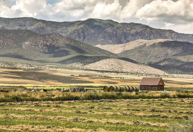 Cozy Farmhouse Style Cottage By Mighty 5 Ntl Parks