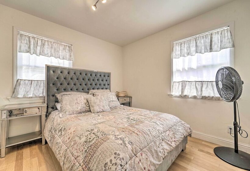 Sunny Sierra Valley Cottage: Hike + Explore!