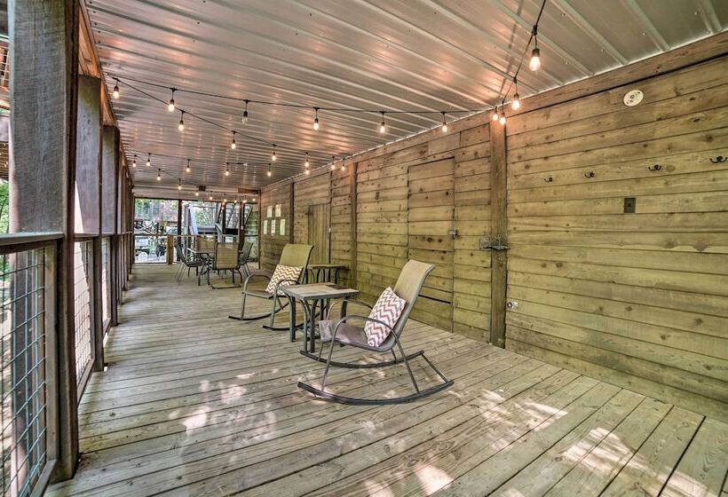 Crystal River Cabin W/ Scenic View & Fire Pit