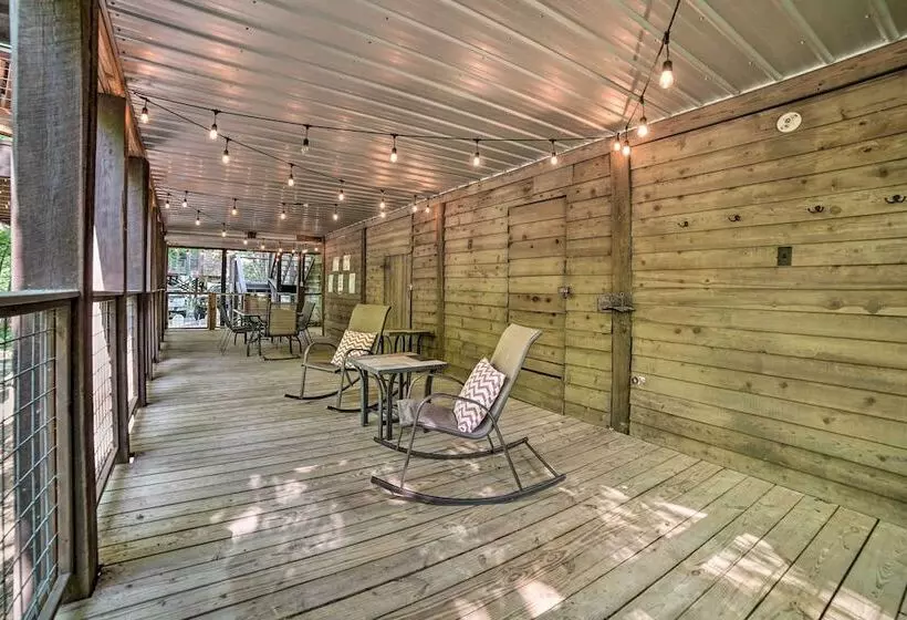 Crystal River Cabin W/ Scenic View & Fire Pit