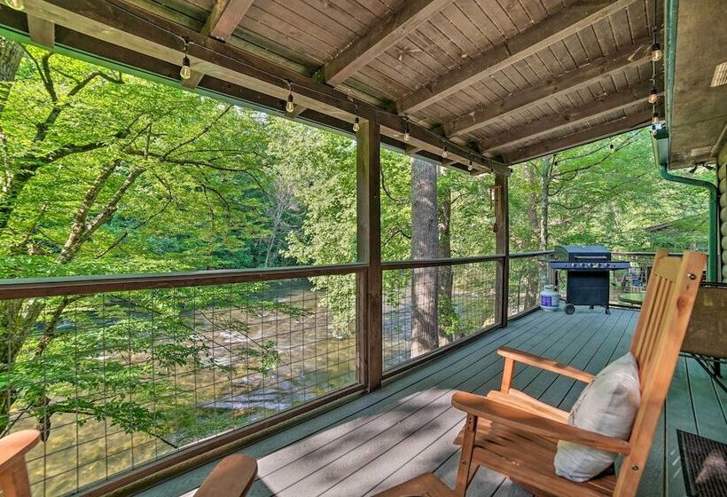 Crystal River Cabin W/ Scenic View & Fire Pit