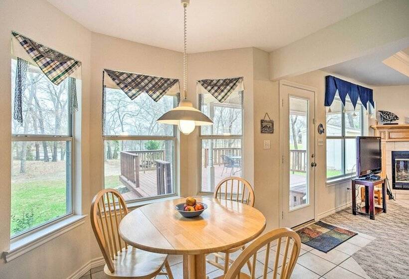 Family Alba Home W/ Boat Dock On Lake Fork!