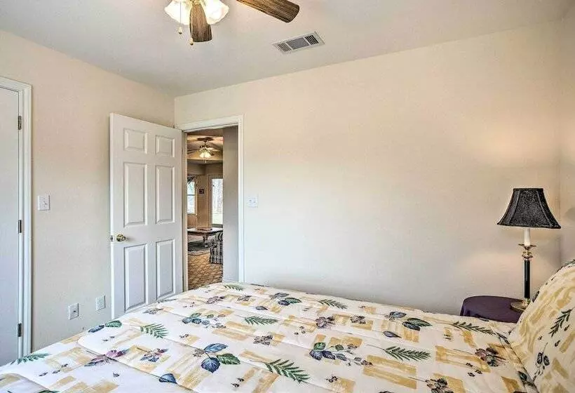 Family Alba Home W/ Boat Dock On Lake Fork!