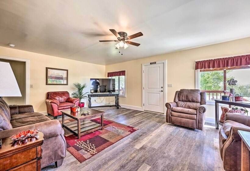 Fisher Springs Home, 12 Mi To Anthony Lake!