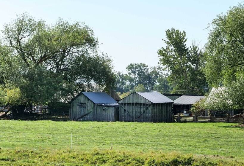 Fisher Springs Home, 12 Mi To Anthony Lake!