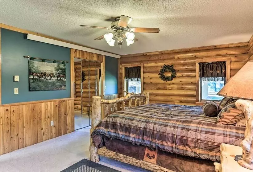 Hill City Cabin Along Newton Creek, Near Sturgis