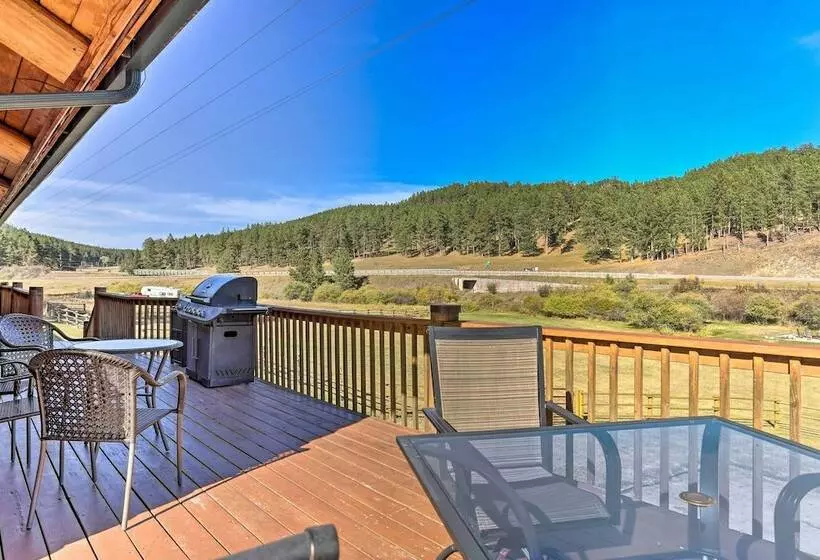 Hill City Cabin Along Newton Creek, Near Sturgis