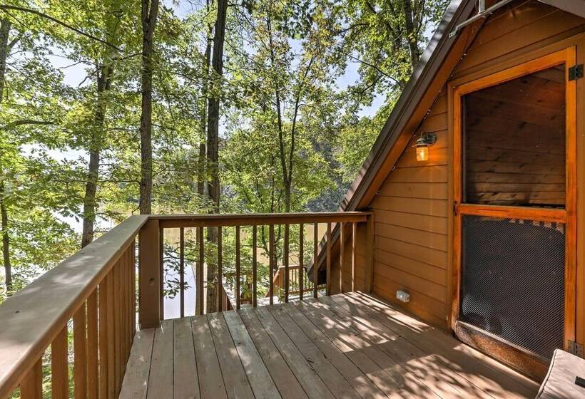 Hocking Hills Lake Gem W/ Hot Tub, Dock, 100 Acres