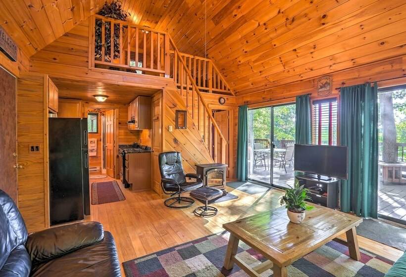 Hocking Hills Lake Gem W/ Hot Tub, Dock, 100 Acres