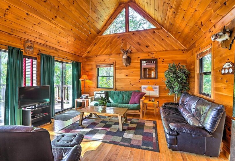 Hocking Hills Lake Gem W/ Hot Tub, Dock, 100 Acres