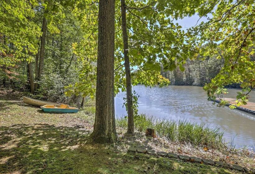 Hocking Hills Lake Gem W/ Hot Tub, Dock, 100 Acres
