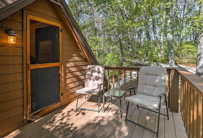 Hocking Hills Lake Gem W/ Hot Tub, Dock, 100 Acres