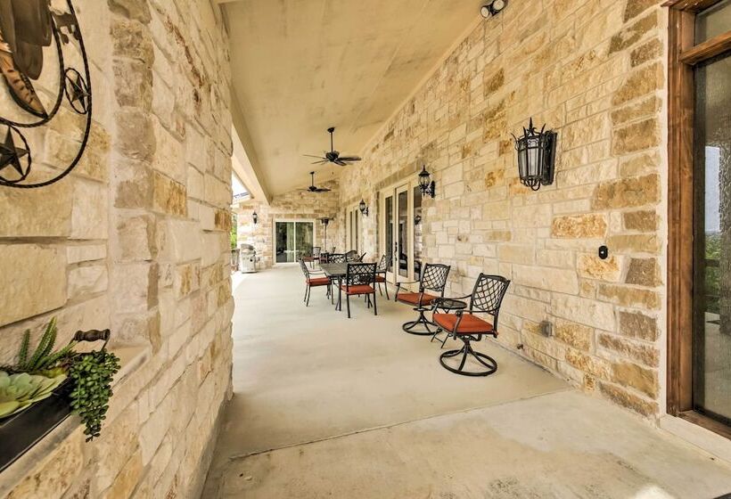 Ladera Wimberley Estate On 13 Acres W/ Hot Tub