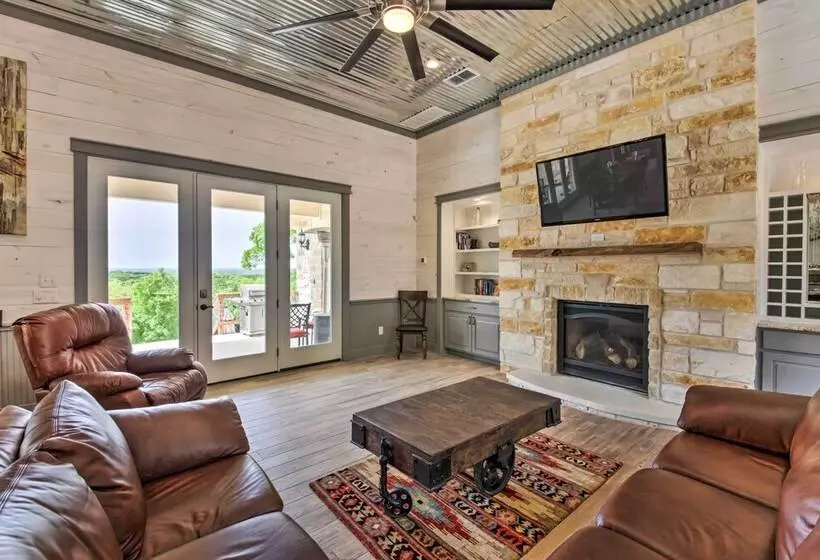 Ladera  Wimberley Estate On 13 Acres W/ Hot Tub