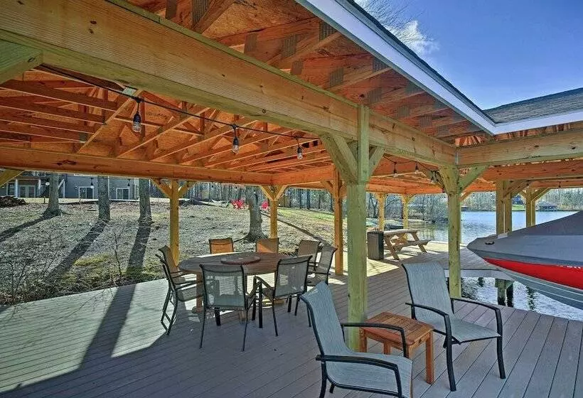 Lake Anna Home W/ Dock & Private Shoreline!