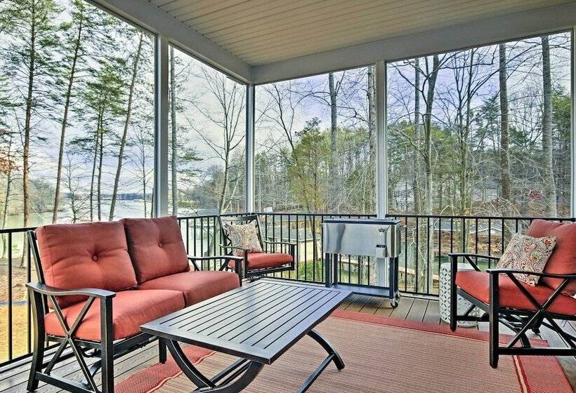 Lake Anna Home W/ Dock & Private Shoreline!