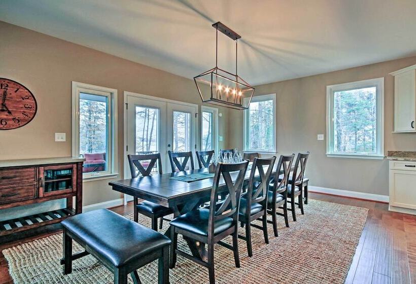 Lake Anna Home W/ Dock & Private Shoreline!