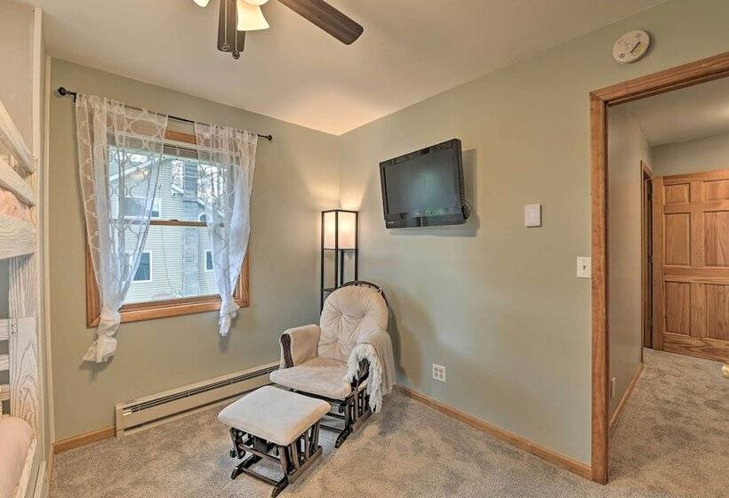 Lakefront Gloversville Home W/ Beach + Dock!