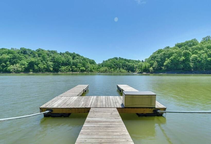 Lakefront Scottsville Retreat W/ Private Dock!