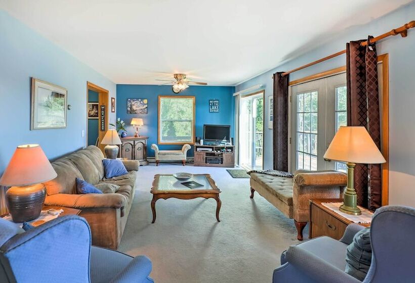 Lovely Finger Lakes Retreat W/ Deck & Lake Views!