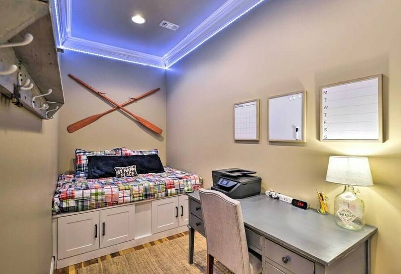 Luxe Home W/ Boat Dock, Tims Ford Lake Views!