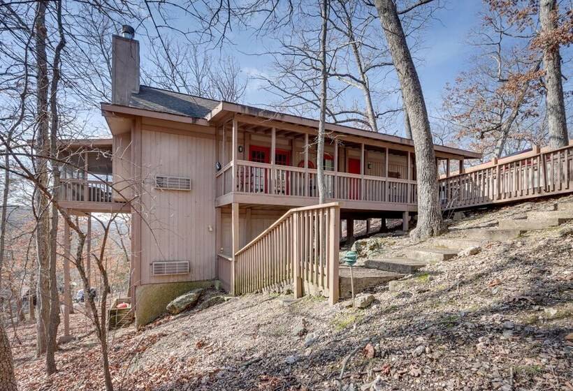 Osage Beach Home: Screened Porch, Resort Amenities