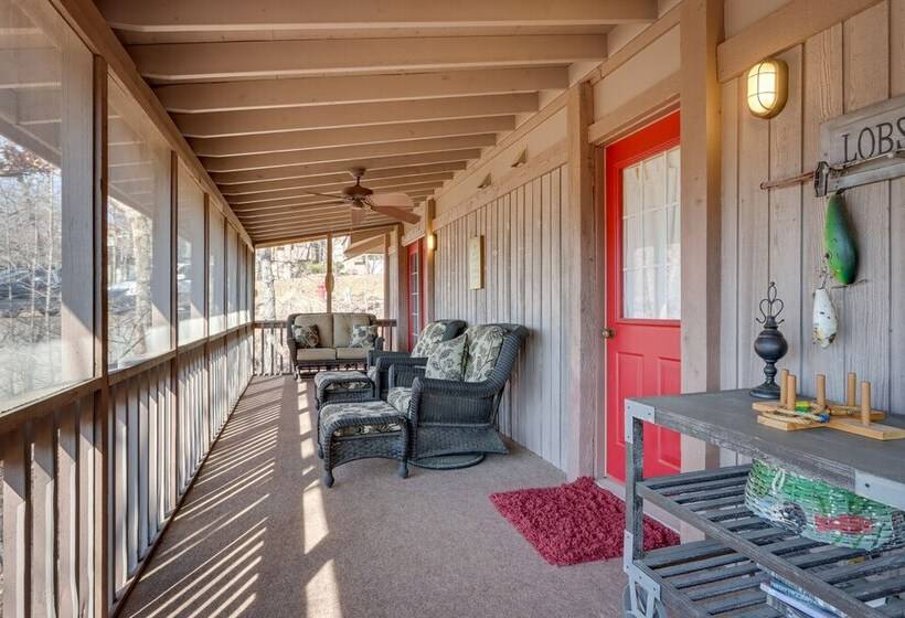 Osage Beach Home: Screened Porch, Resort Amenities