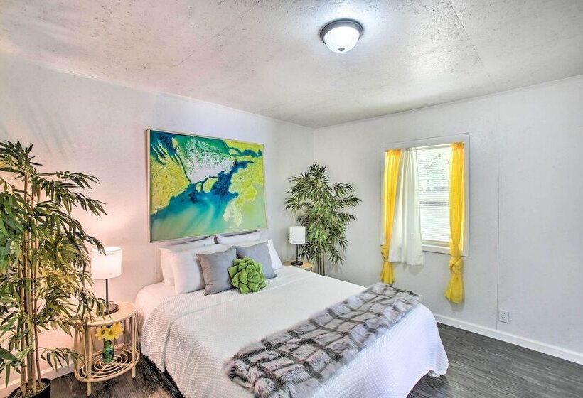 Peaceful Gainesboro Retreat W/ Deck & Yard!