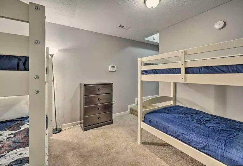 Peaceful Sevierville Home W/ Private Hot Tub!