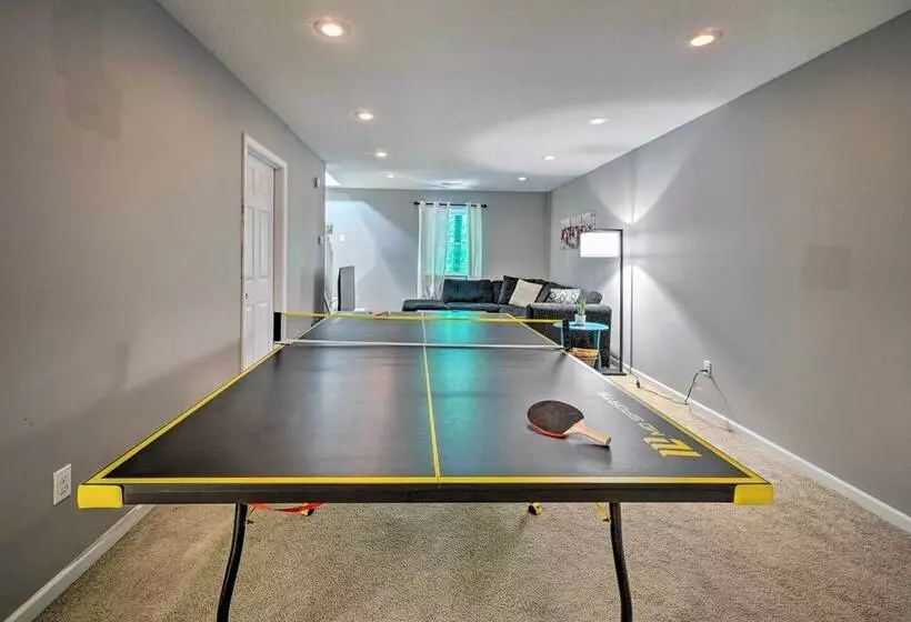 Peaceful Sevierville Home W/ Private Hot Tub!