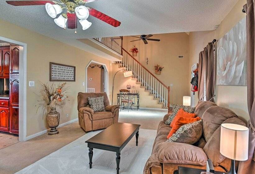 Pet Friendly Clarksville Home W/ Backyard!