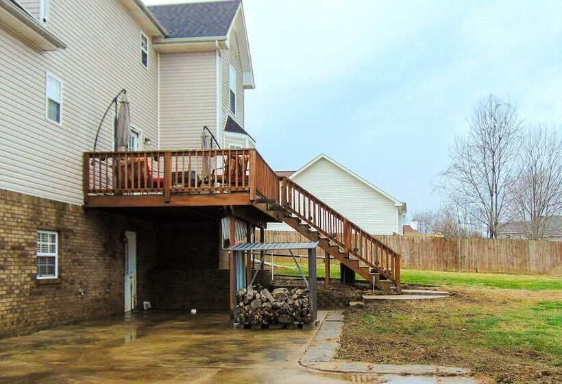 Pet Friendly Clarksville Home W/ Backyard!