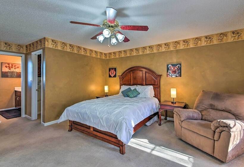 Pet Friendly Clarksville Home W/ Backyard!