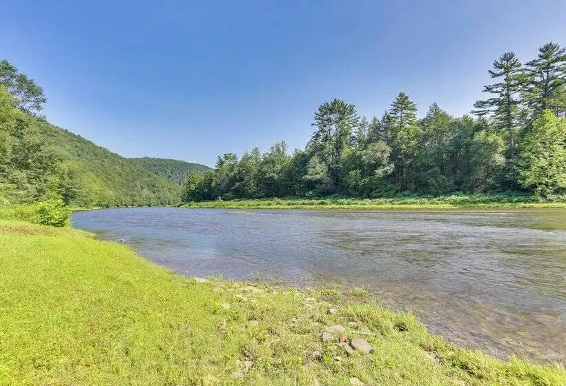 Pet Friendly Hancock Home On The Delaware River!