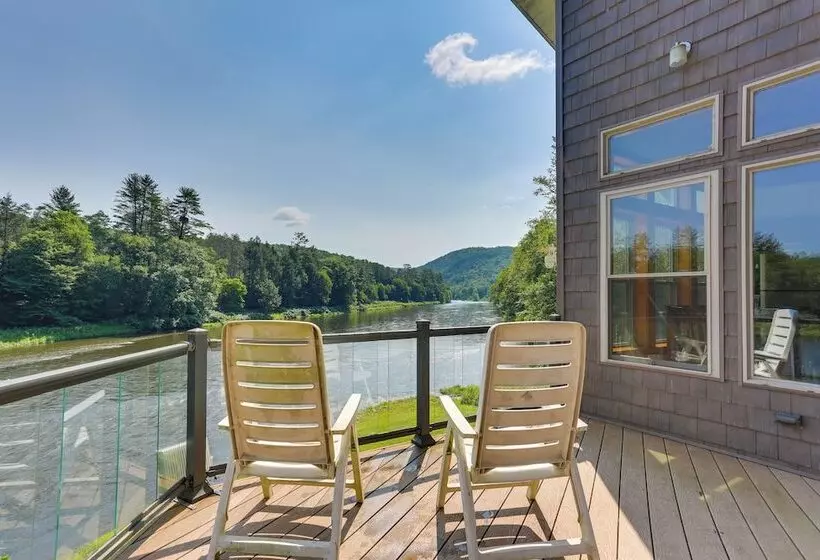 Pet Friendly Hancock Home On The Delaware River!