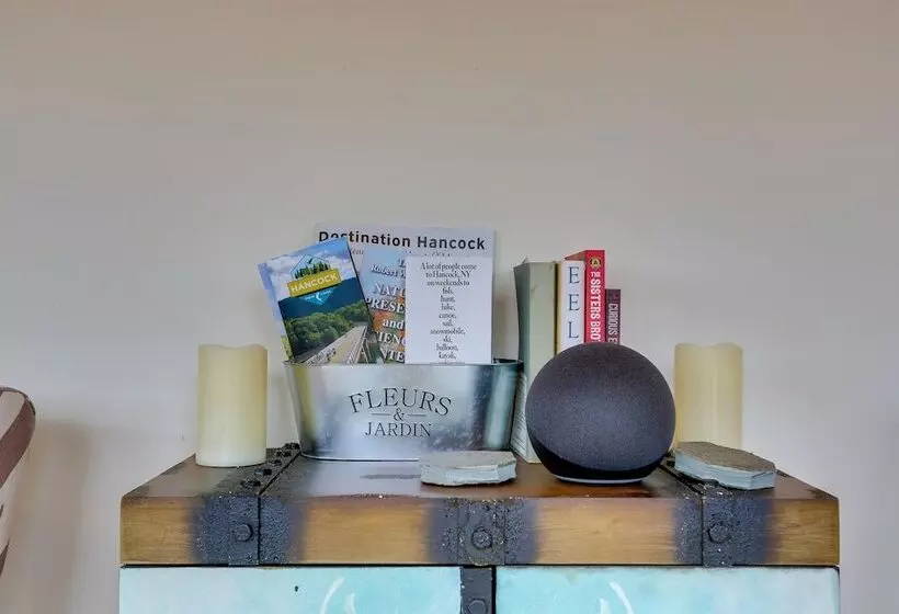 Pet Friendly Hancock Home On The Delaware River!