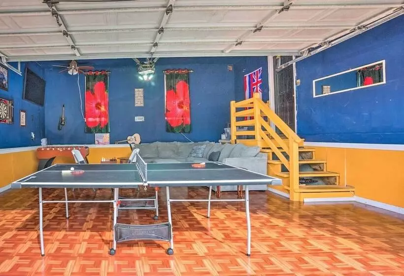 Richmond Area Home W/ Game Room & Patio!