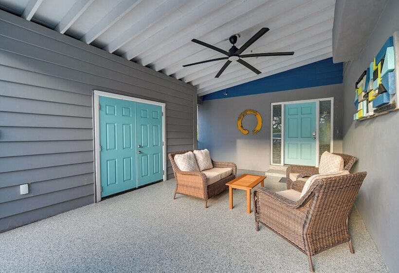 Pet Friendly Waterfront Home   2 Mi To Beach!