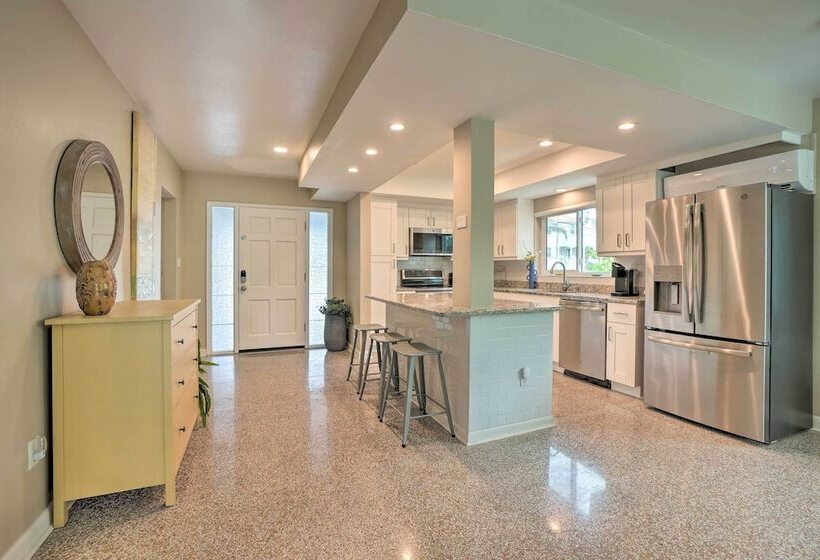 Pet Friendly Waterfront Home   2 Mi To Beach!