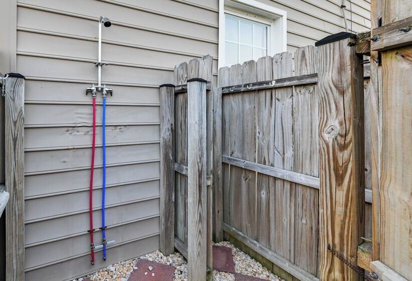 Potomac Waterfront Retreat W/ Dock & Kayaks