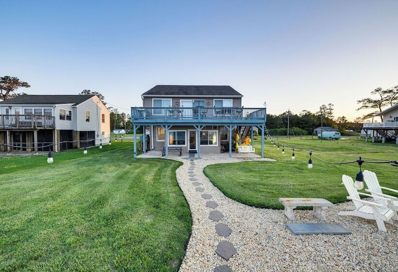 Potomac Waterfront Retreat W/ Dock & Kayaks