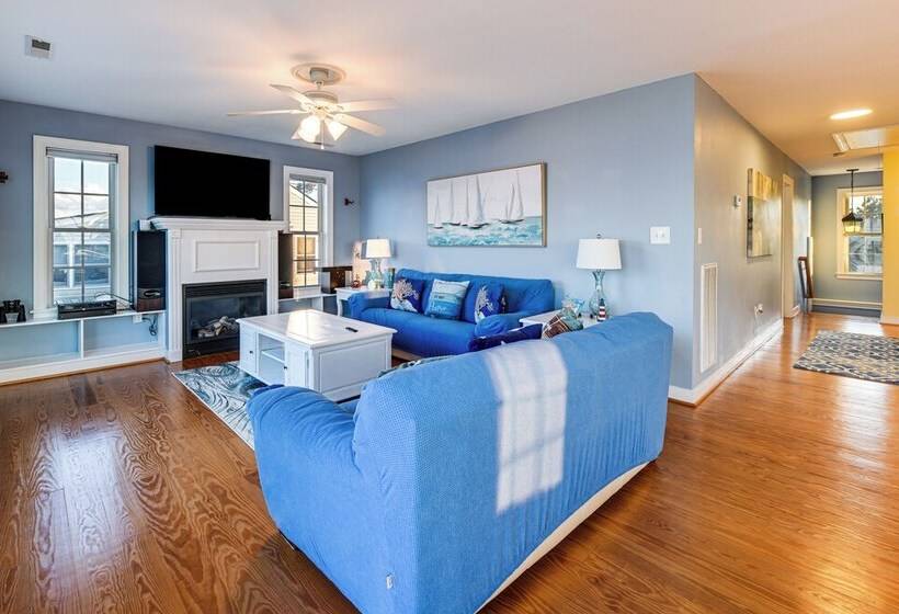 Potomac Waterfront Retreat W/ Dock & Kayaks